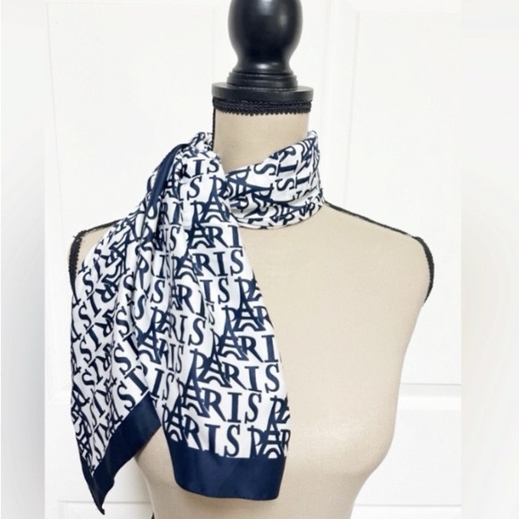 Roger Lahmy Accessories - Roger L Paris Navy and White Scarf Made in Italy Womens 34 x 34